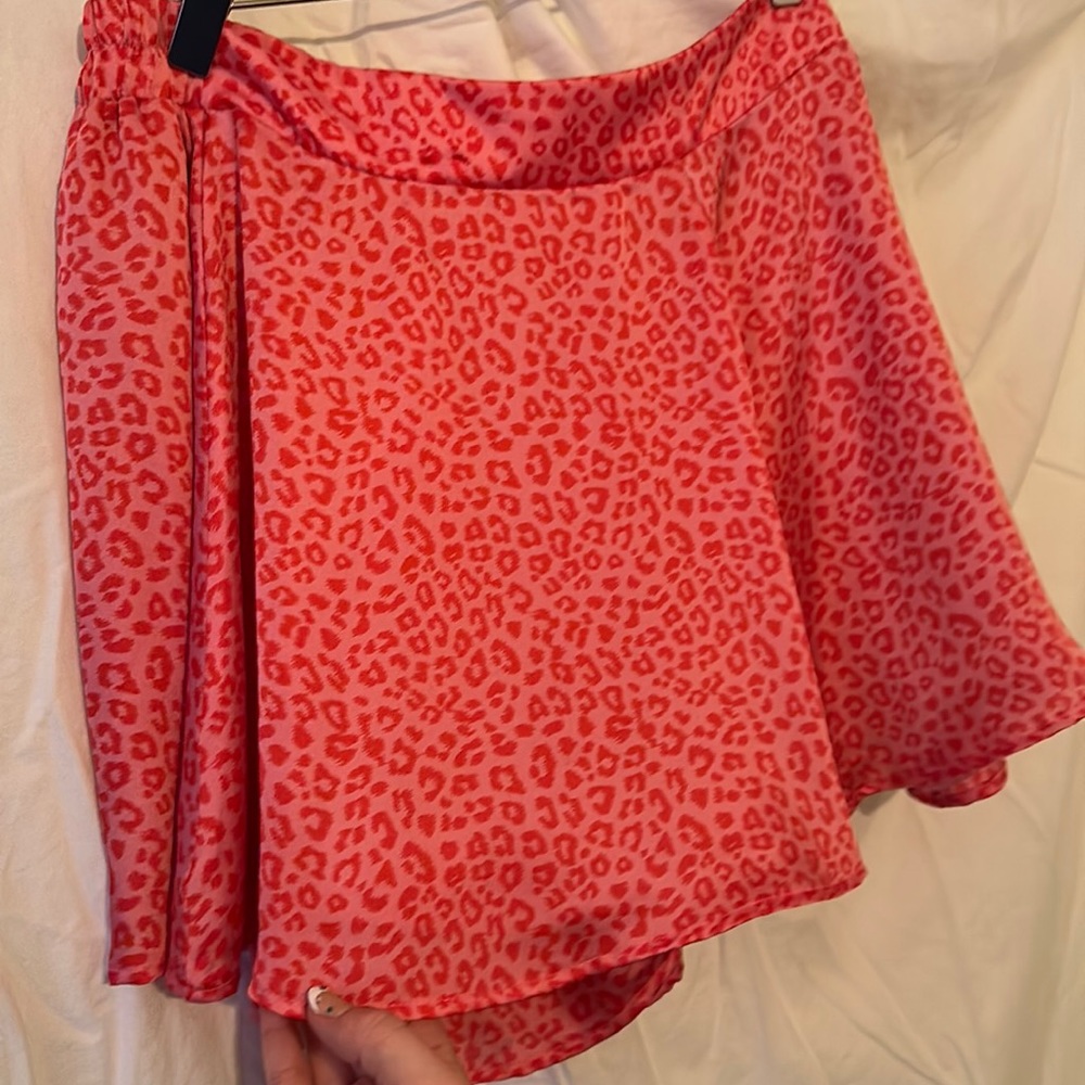 Hot pink leopard print swing shorts